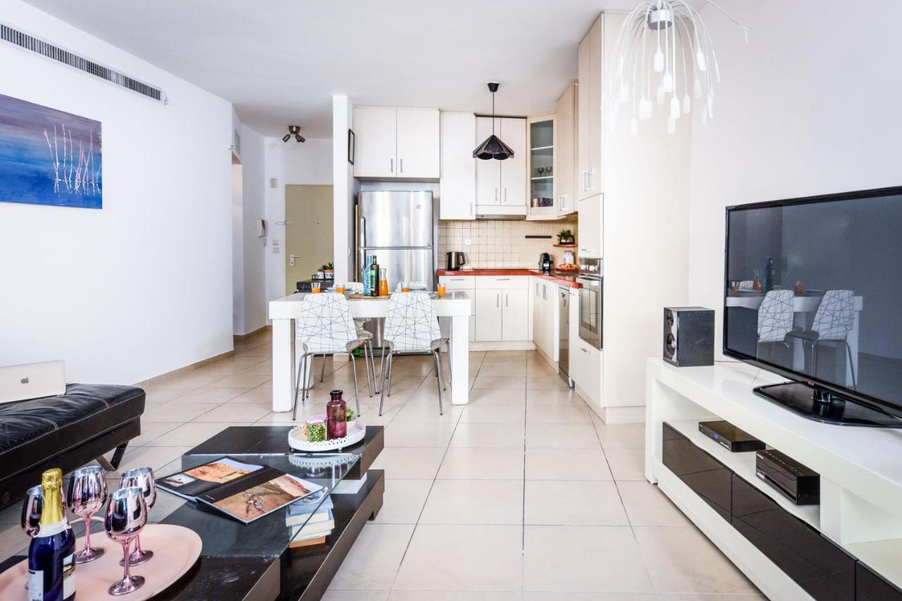 Stunning 2Br Apt W Balcony In City Center By Sea N' Rent Tel Aviv Buitenkant foto